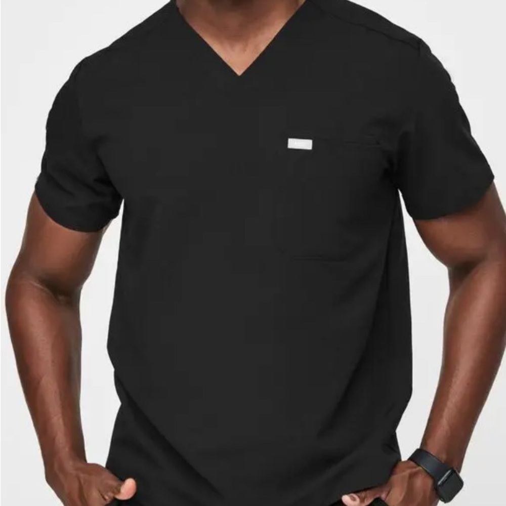 Figs Black Short Sleeve Tee V-Neck